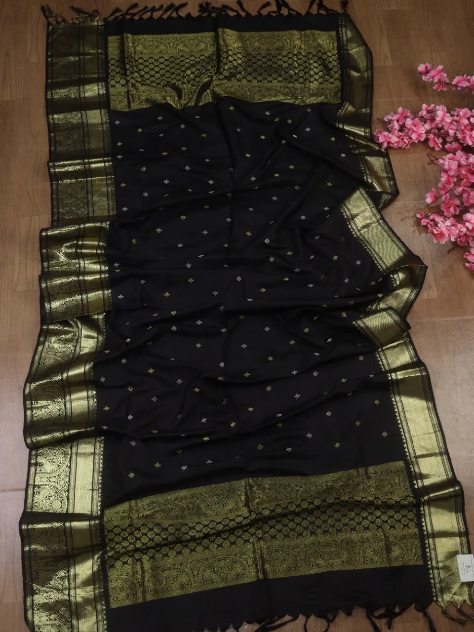 Black Handloom Kanjeevaram Pure Silk Dupatta