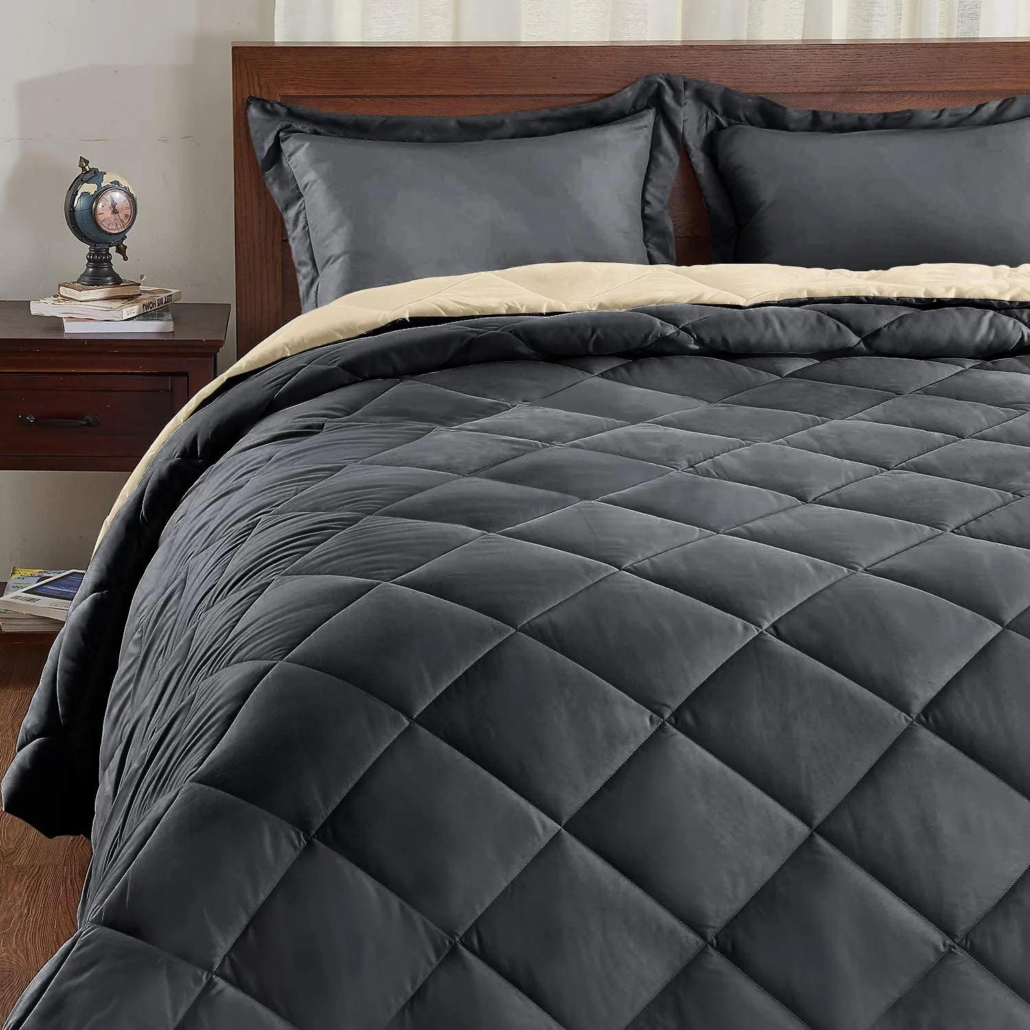 Down Alternative Reversible 3 pcs Comforter Set