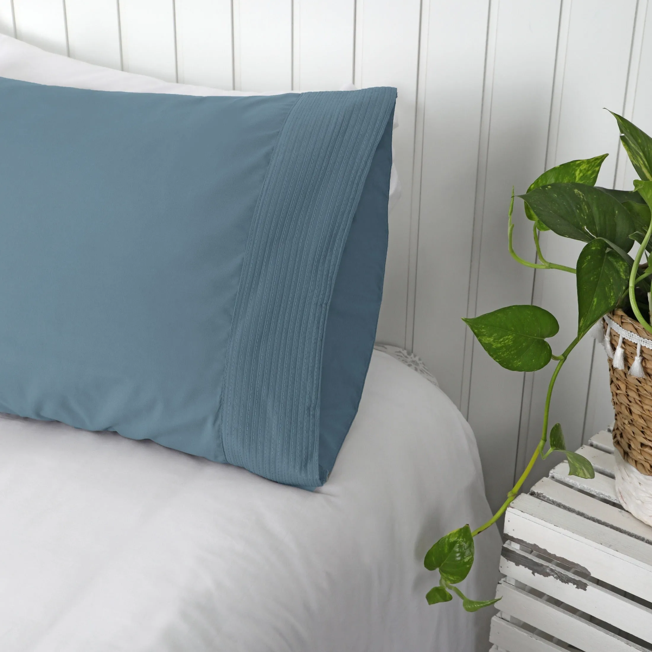 Vilano Pleated Pillow Cases