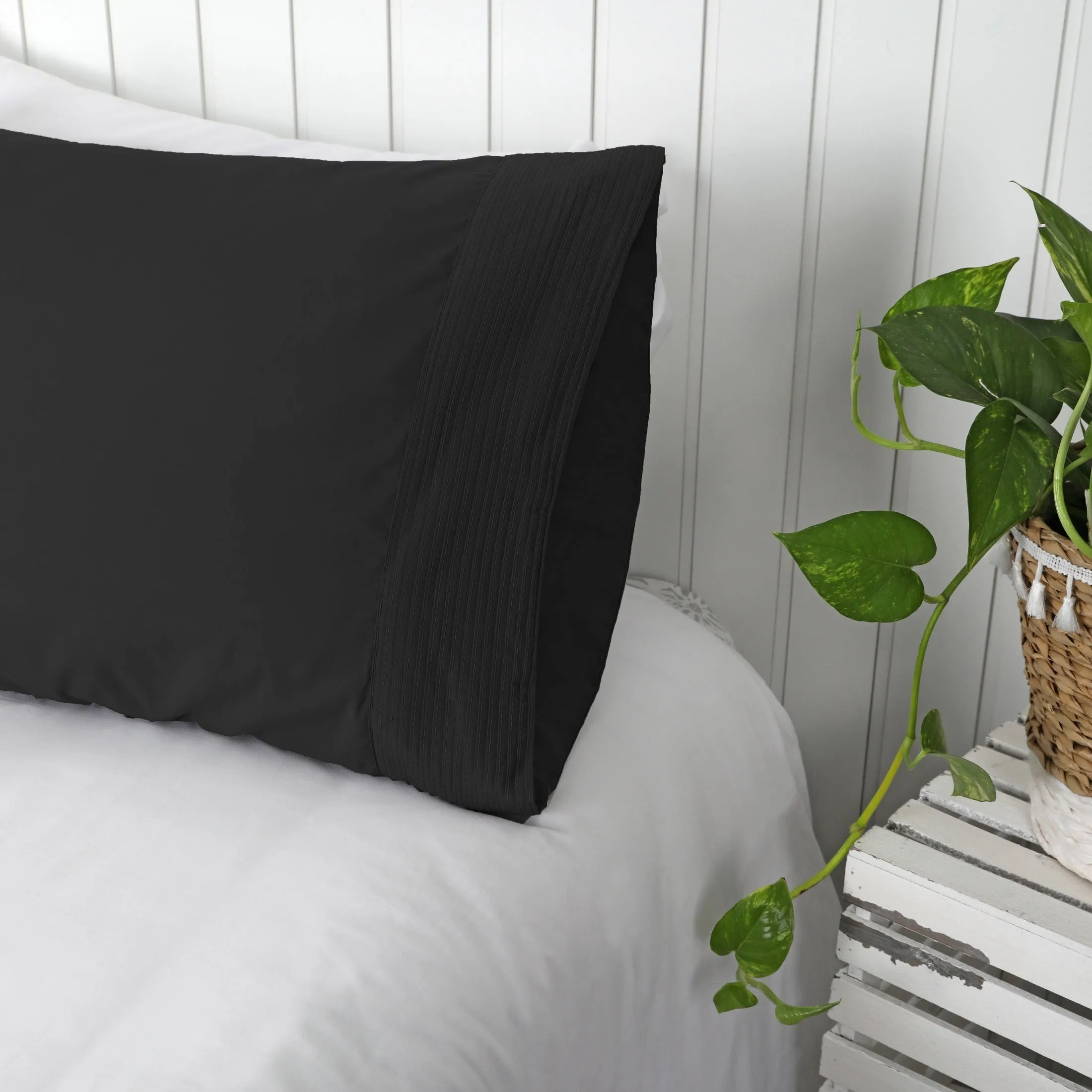 Vilano Pleated Pillow Cases