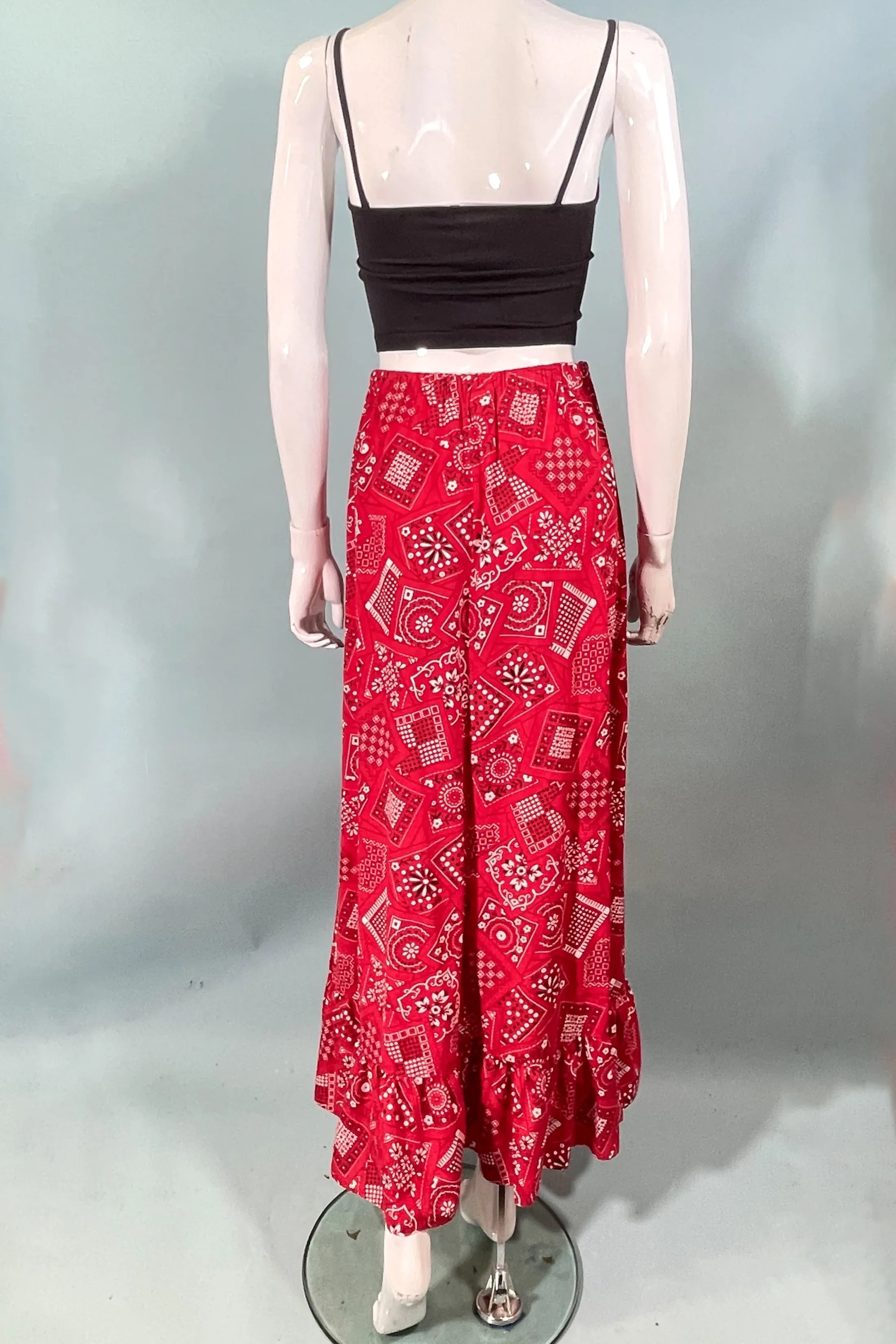 Vintage 60s Bandana Print Maxi Skirt, Red/Black/White Ruffle Hem Festival Skirt S/M