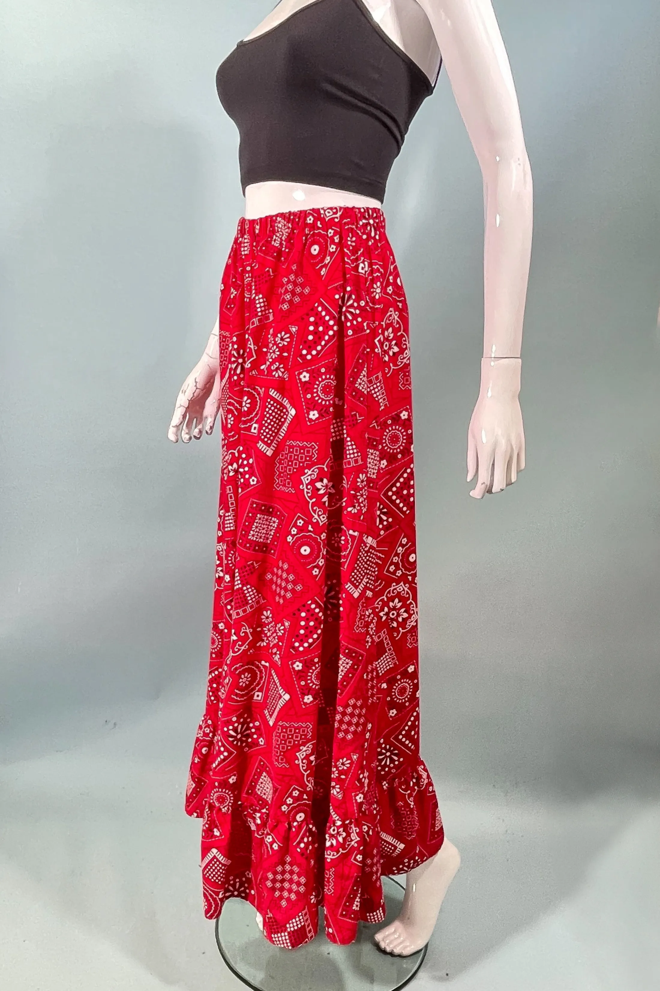 Vintage 60s Bandana Print Maxi Skirt, Red/Black/White Ruffle Hem Festival Skirt S/M